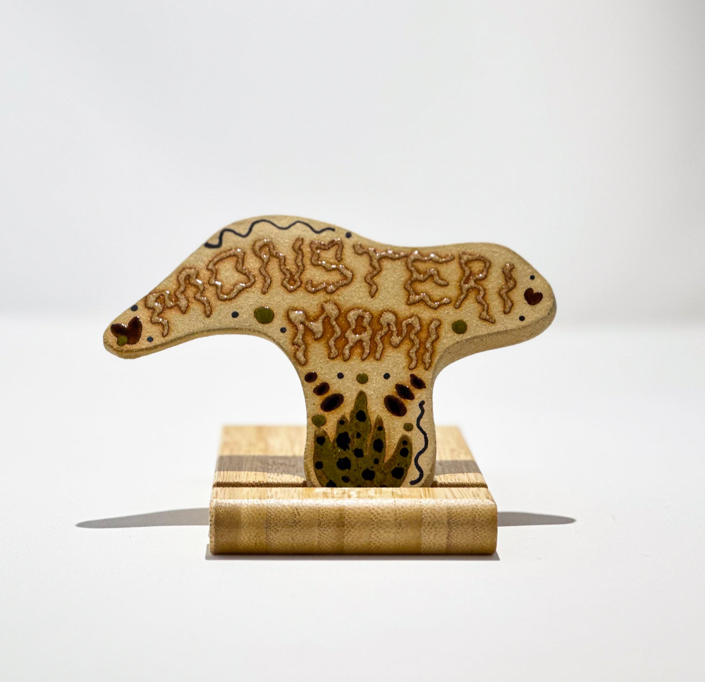 "MONSTERI MAMI" Magnet